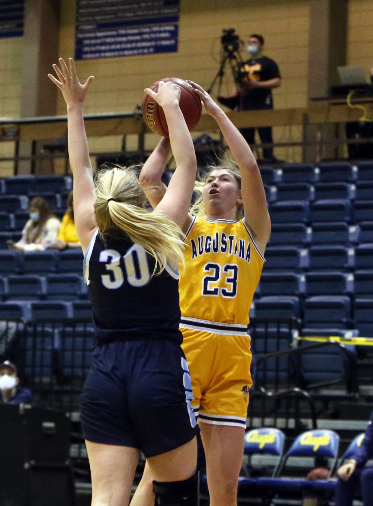 011222-qc-spt-augie women018.JPG